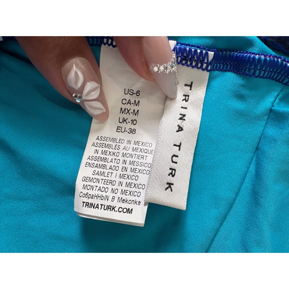 Trina Turk Plunge One Piece Swimsuit 6 Mediterranean *Missing small back tie - Picture 7 of 9